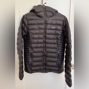 Patagonia puff jacket